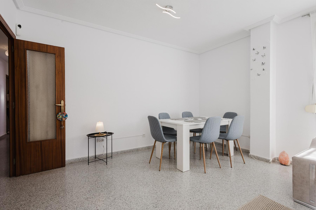 Se vende Apartamento Planta Baja de 4 dormitorios en Costa Blanca, Alicante, España