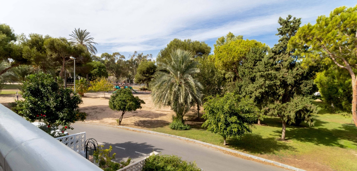 Se vende Adosada de 3 dormitorios en Costa Blanca, Alicante, España