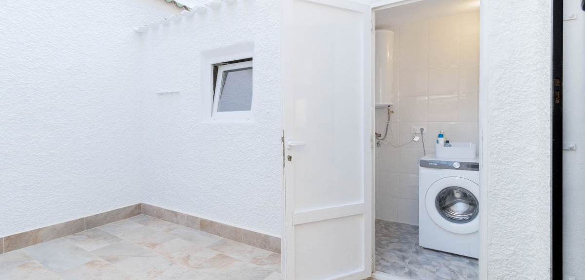 Se vende Adosada de 3 dormitorios en Costa Blanca, Alicante, España