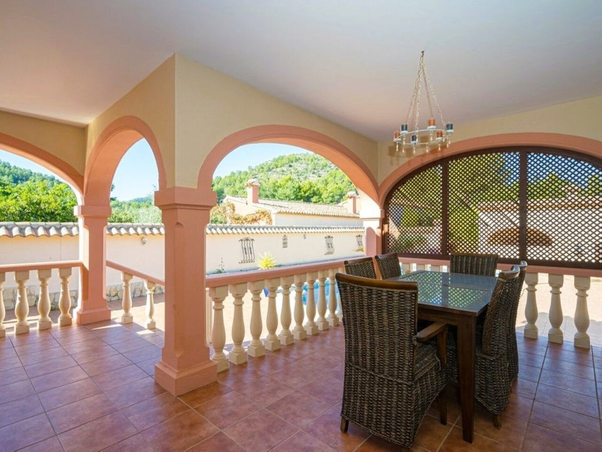 Se vende Villa - Chalet de 3 dormitorios en Costa Blanca, Alicante, España