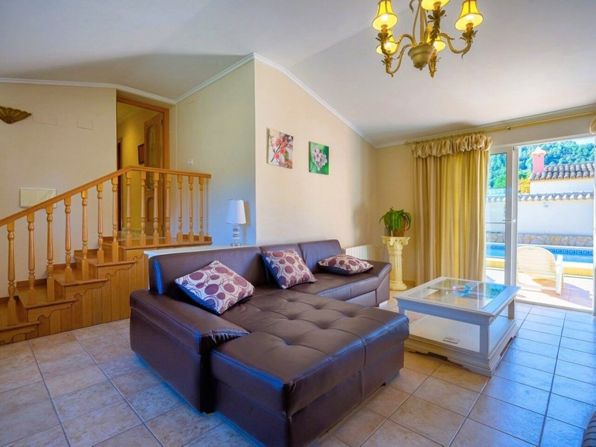 Se vende Villa - Chalet de 3 dormitorios en Costa Blanca, Alicante, España