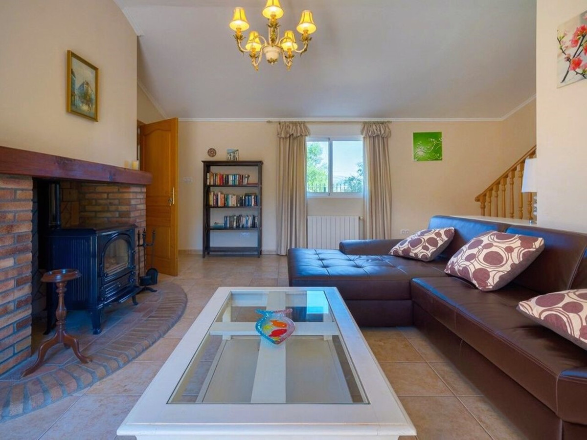 Se vende Villa - Chalet de 3 dormitorios en Costa Blanca, Alicante, España