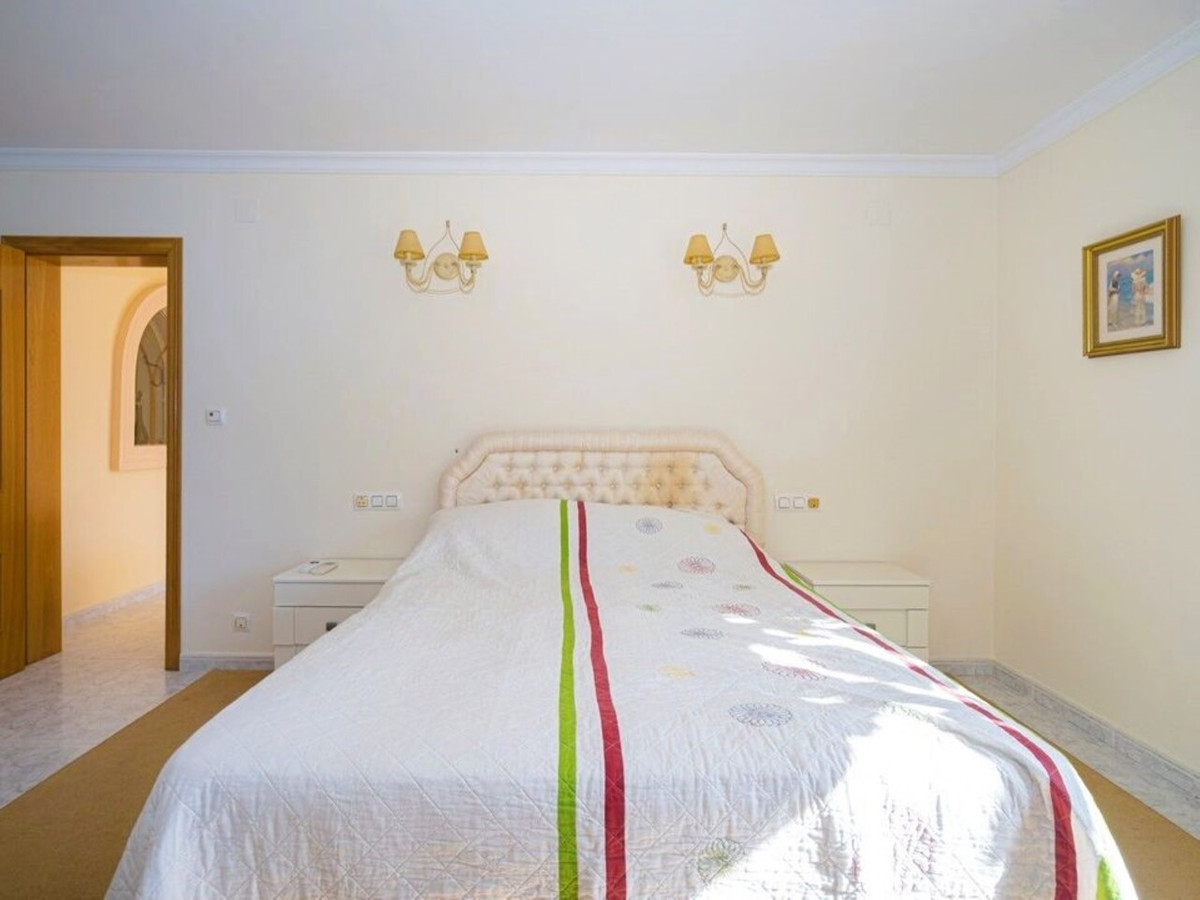 Se vende Villa - Chalet de 3 dormitorios en Costa Blanca, Alicante, España