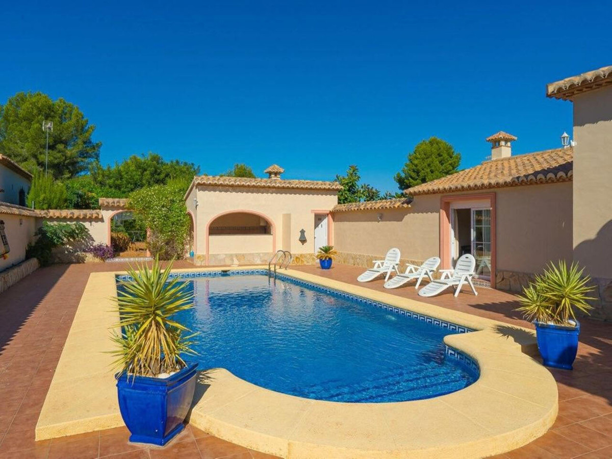 Se vende Villa - Chalet de 3 dormitorios en Costa Blanca, Alicante, España