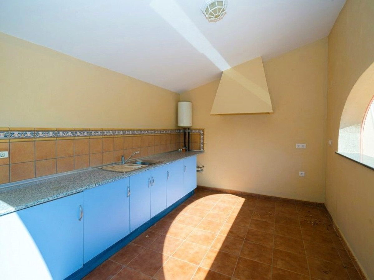 Se vende Villa - Chalet de 3 dormitorios en Costa Blanca, Alicante, España