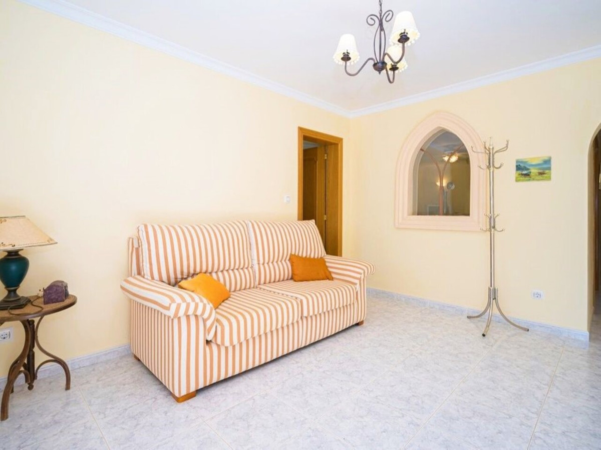 Se vende Villa - Chalet de 3 dormitorios en Costa Blanca, Alicante, España