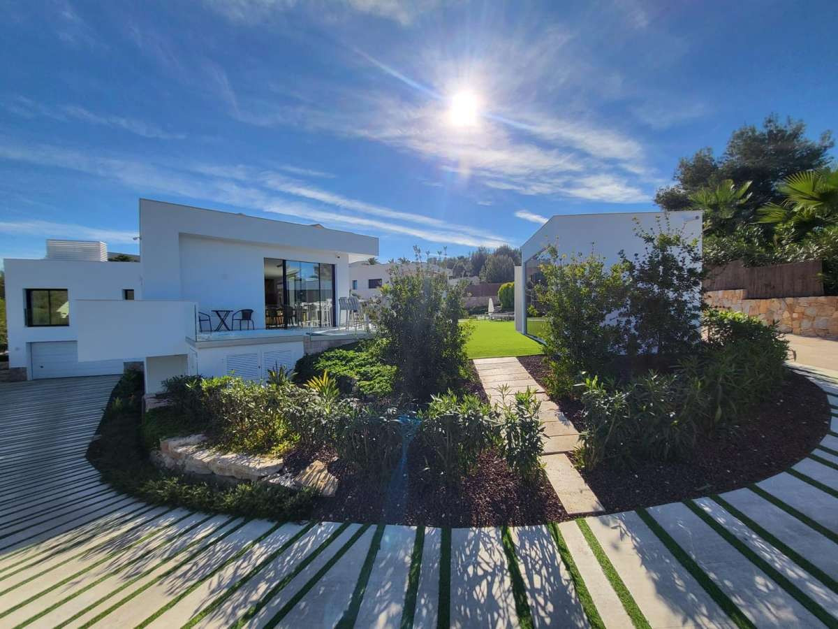 5 Bed Townhouse for sale in Las Colinas Golf Costa Blanca, Alicante, Spain