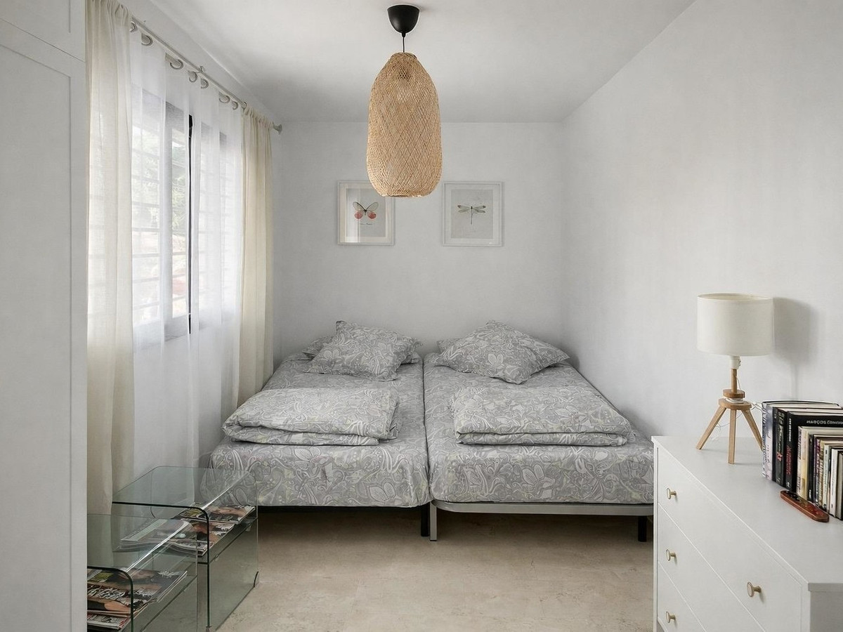 Se vende Apartamento Planta Media de 3 dormitorios en Costa Del Sol, Málaga, España