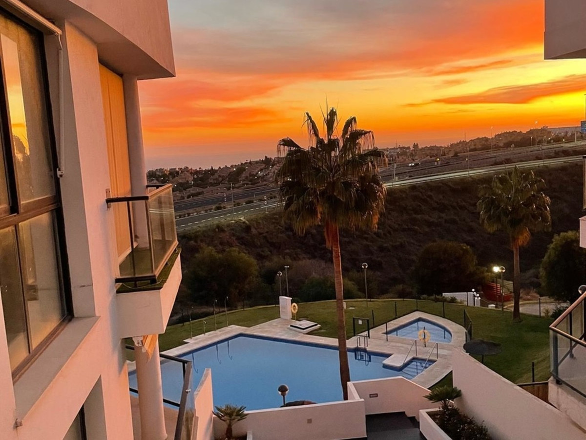 Se vende Apartamento Planta Media de 3 dormitorios en Costa Del Sol, Málaga, España