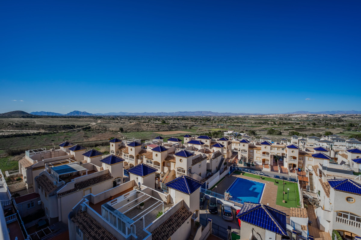 Se vende Apartamento Planta Media de 2 dormitorios en Costa Blanca, Alicante, España