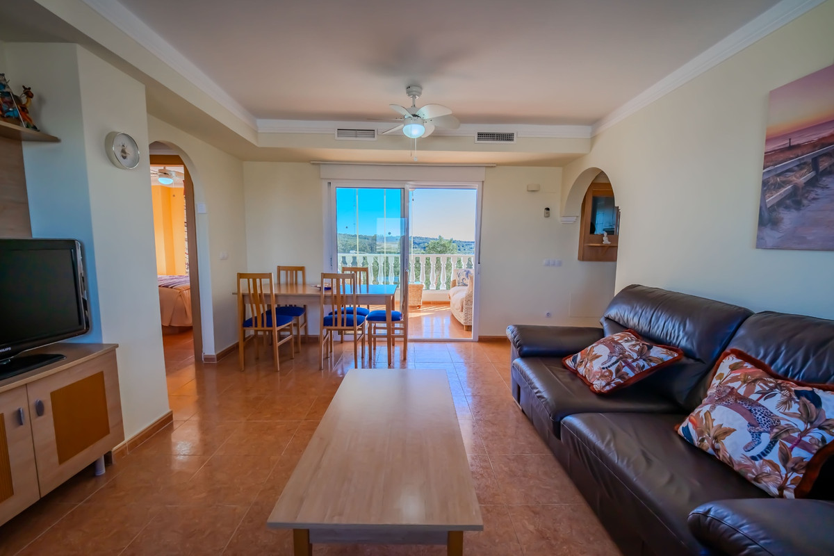 Se vende Apartamento Planta Media de 2 dormitorios en Costa Blanca, Alicante, España