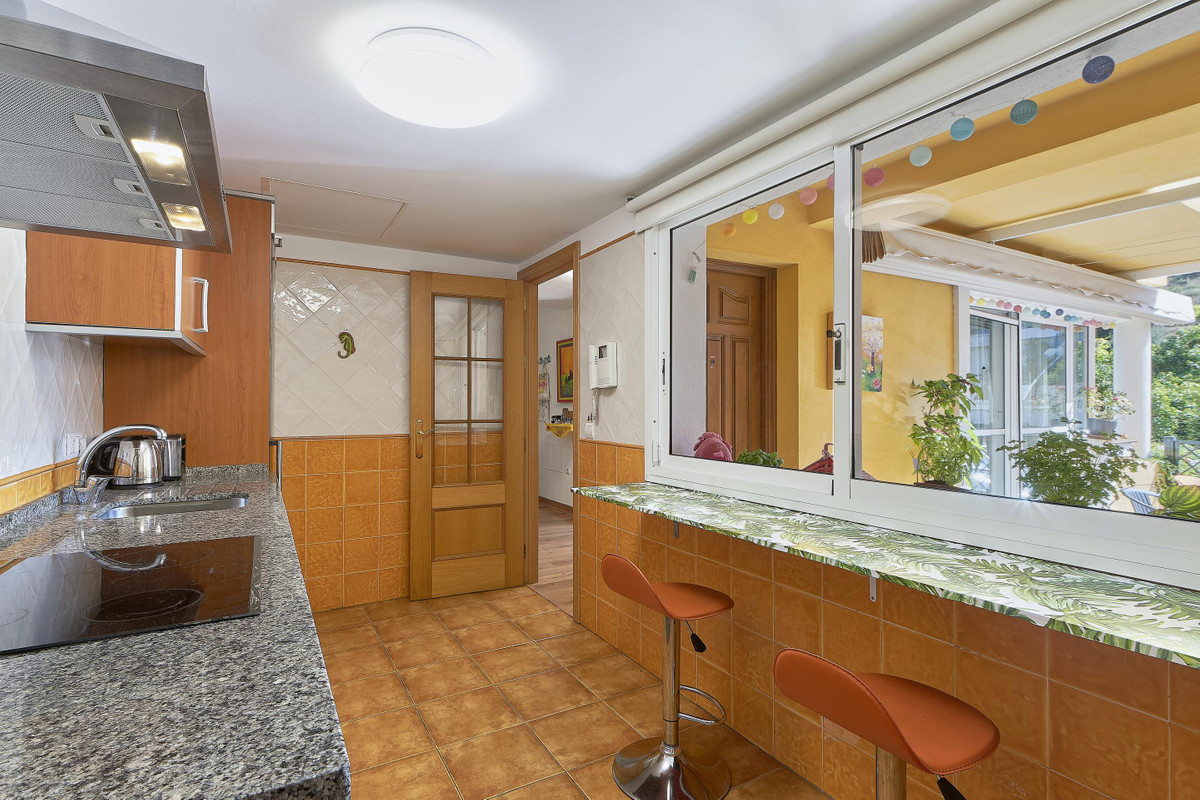 3 Bed Townhouse for sale in Benalmadena Costa Del Sol, Málaga, Spain