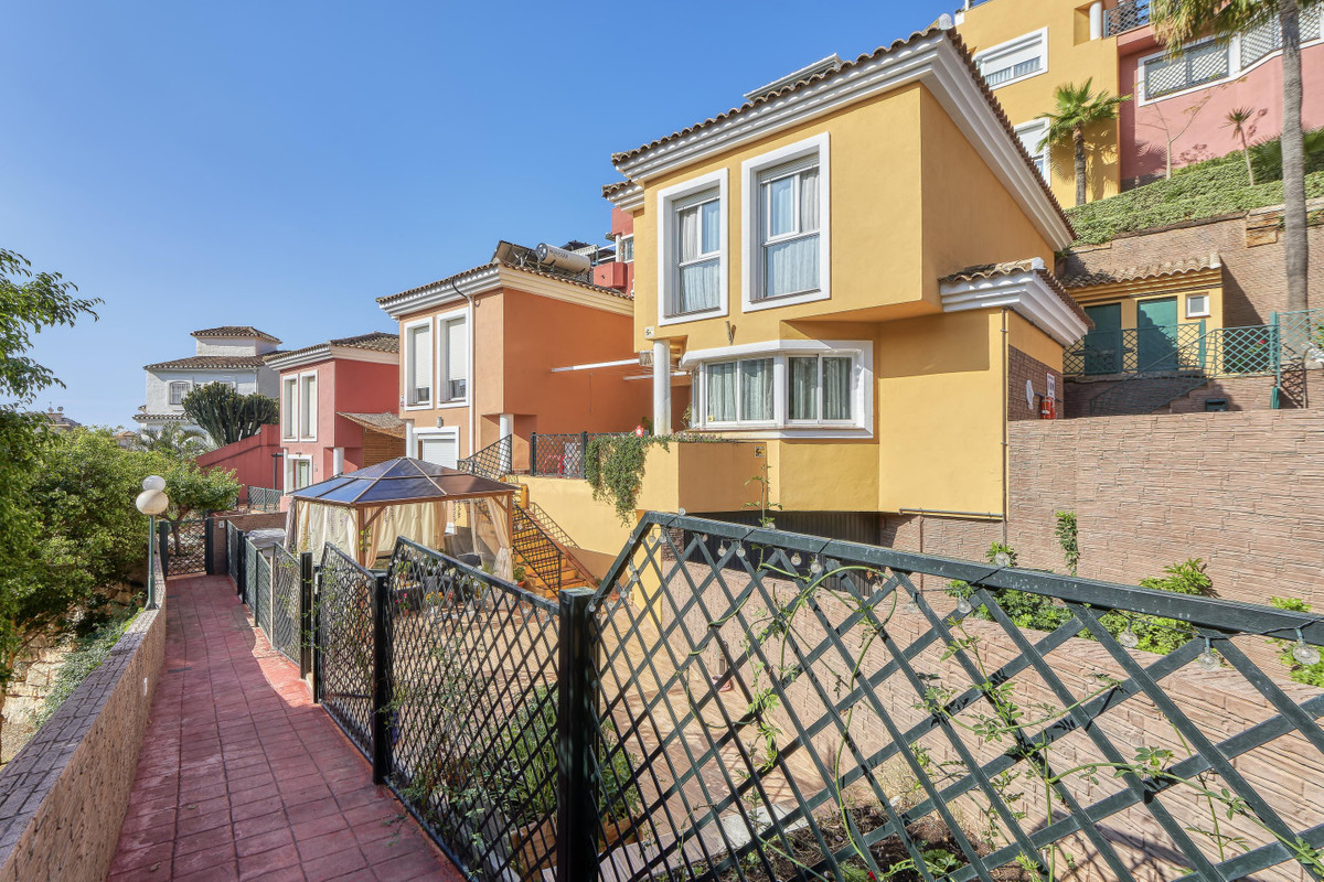 3 Bed Townhouse for sale in Benalmadena Costa Del Sol, Málaga, Spain