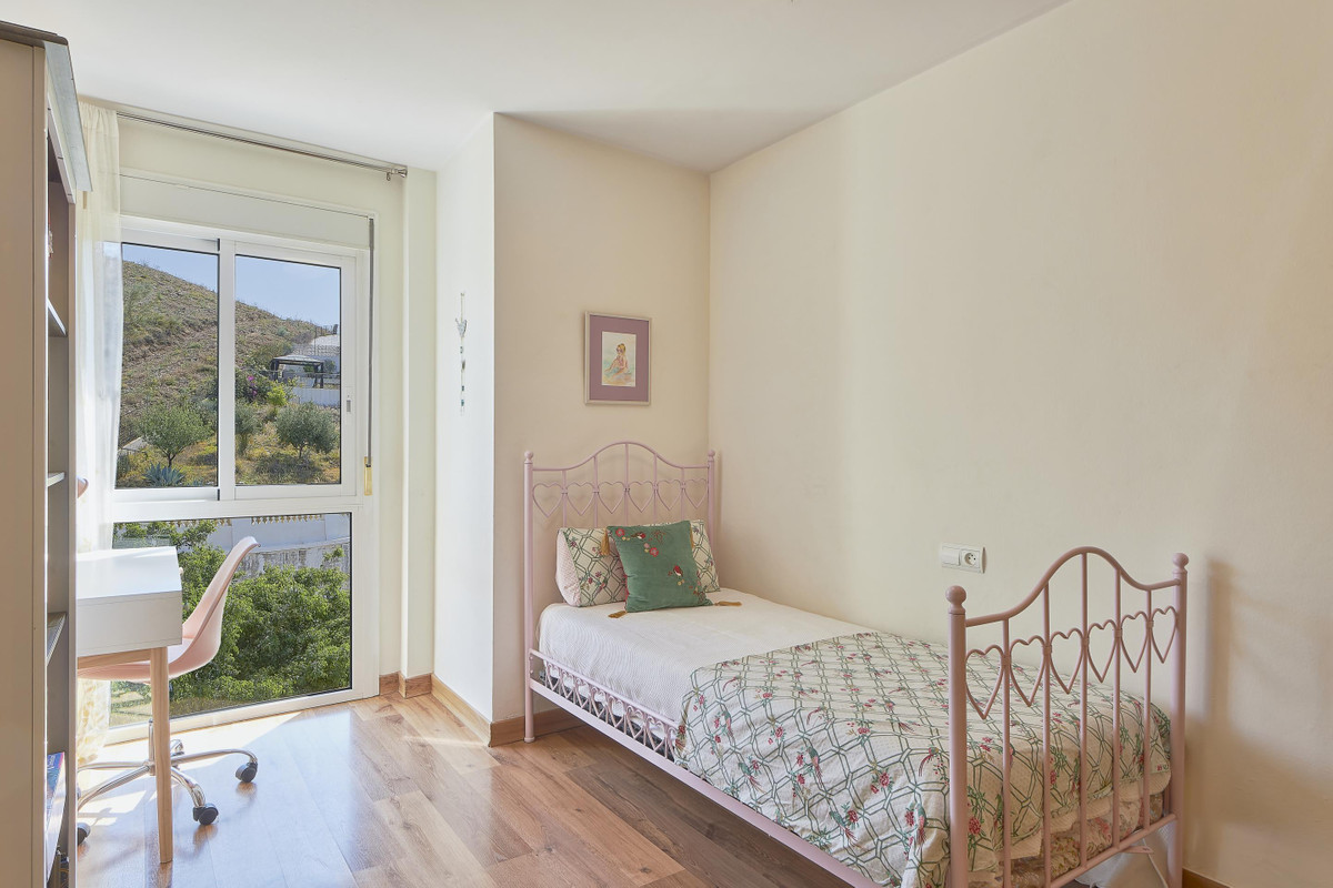 3 Bed Townhouse for sale in Benalmadena Costa Del Sol, Málaga, Spain