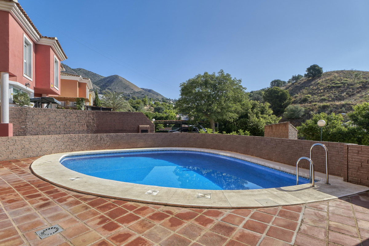 3 Bed Townhouse for sale in Benalmadena Costa Del Sol, Málaga, Spain
