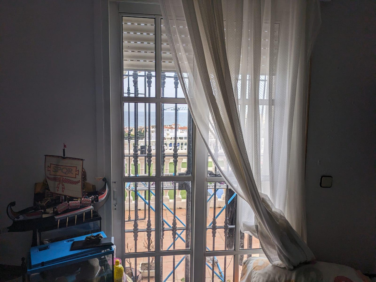 Se vende Apartamento Planta Media de 3 dormitorios en Costa Del Sol, Málaga, España