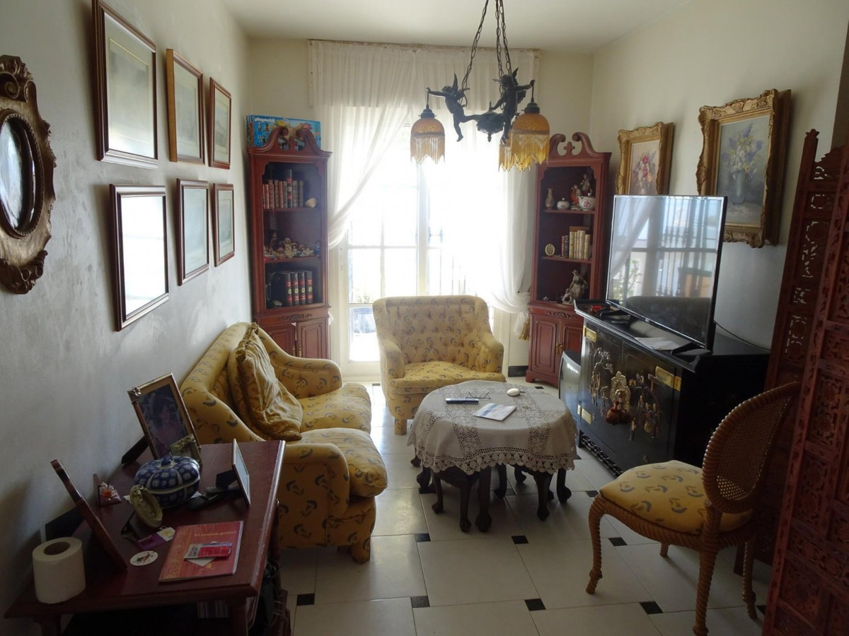 Se vende Apartamento Planta Media de 3 dormitorios en Costa Del Sol, Málaga, España