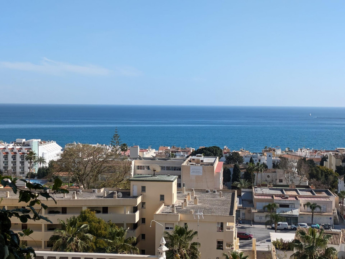 Se vende Apartamento Planta Media de 3 dormitorios en Costa Del Sol, Málaga, España