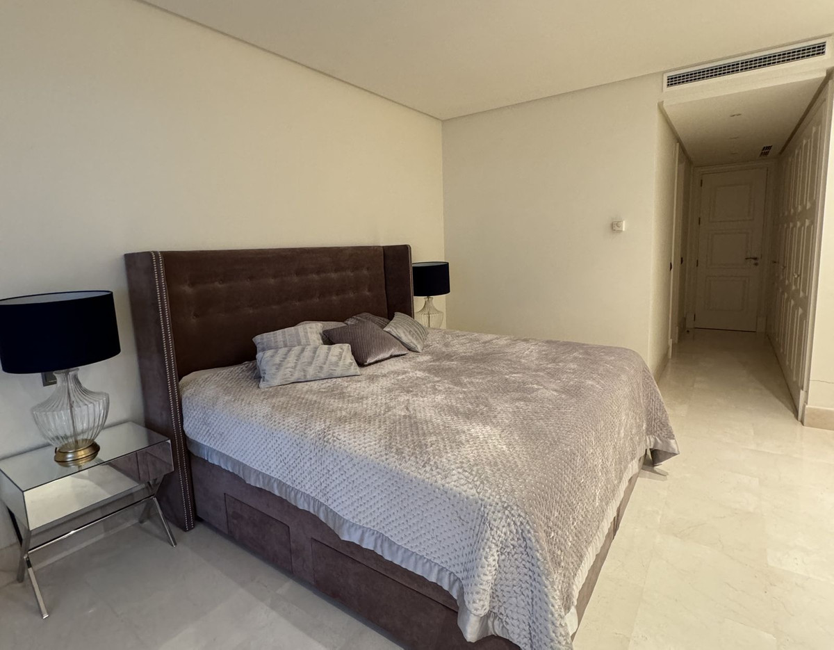 2 Bed Apartment for sale in Estepona Costa Del Sol, Málaga, Spain