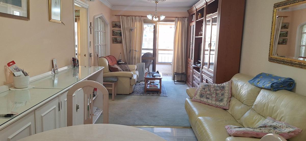 2 Bed Apartment for sale in Fuengirola Costa Del Sol, Málaga, Spain