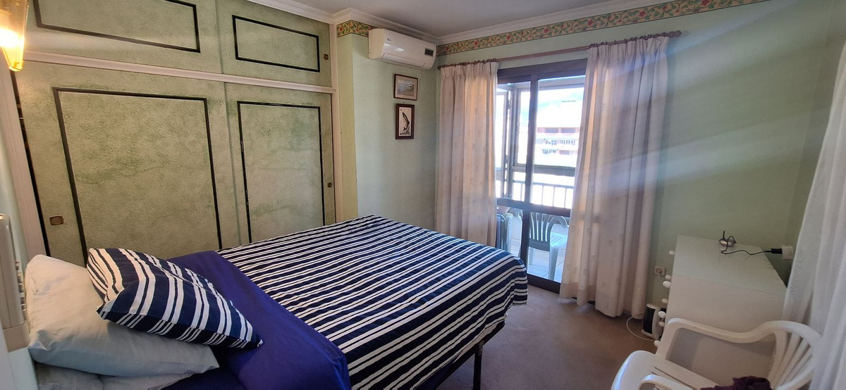 2 Bed Apartment for sale in Fuengirola Costa Del Sol, Málaga, Spain