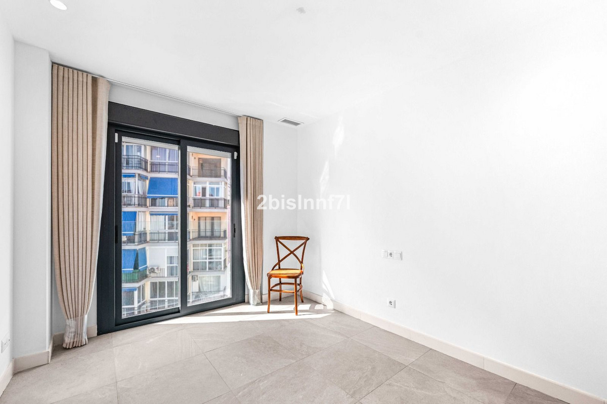 3 Bed Apartment for sale in Fuengirola Costa Del Sol, Málaga, Spain