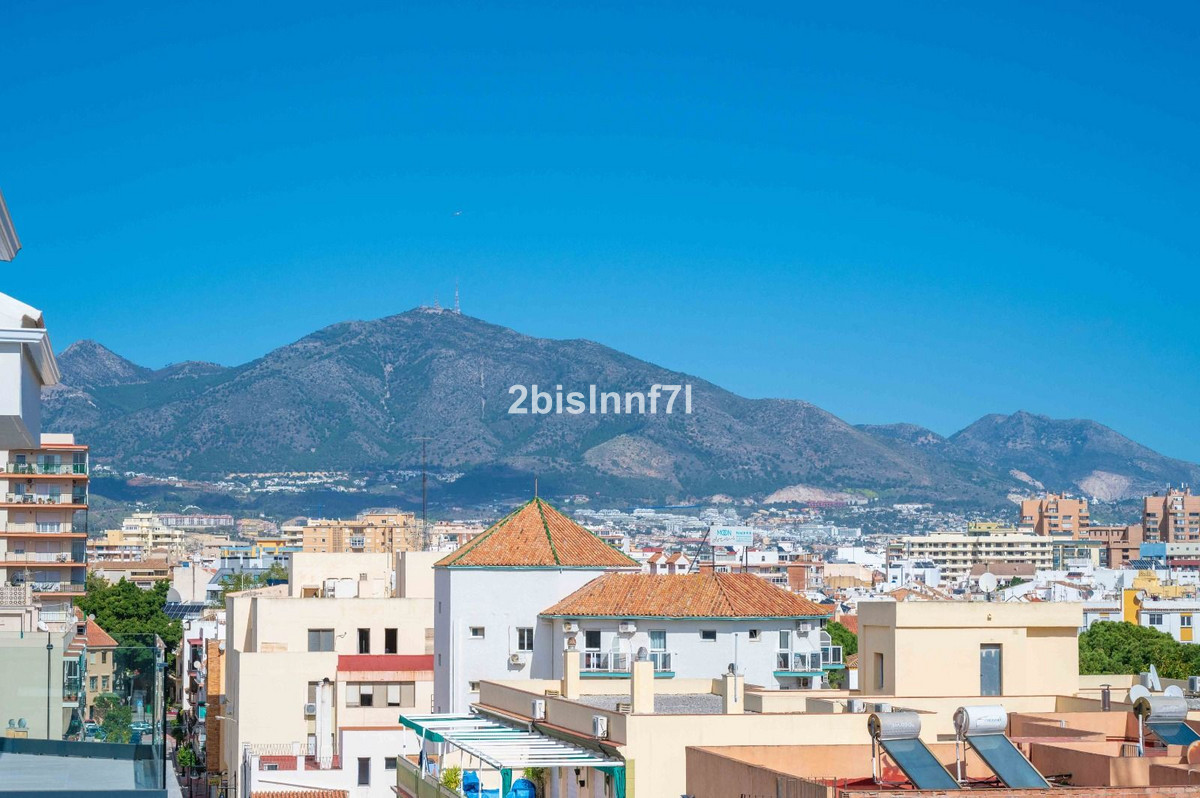 3 Bed Apartment for sale in Fuengirola Costa Del Sol, Málaga, Spain