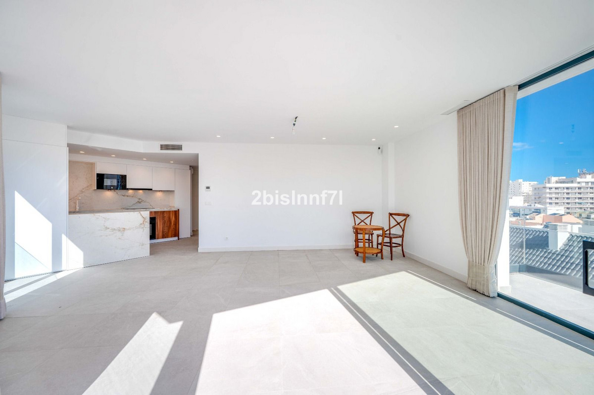3 Bed Apartment for sale in Fuengirola Costa Del Sol, Málaga, Spain
