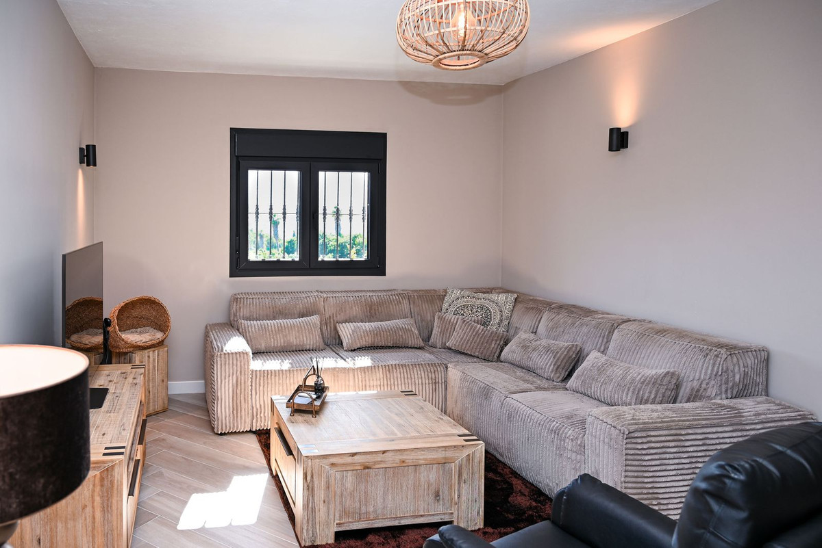 4 Bed Townhouse for sale in Alhaurín De La Torre Costa Del Sol, Málaga, Spain
