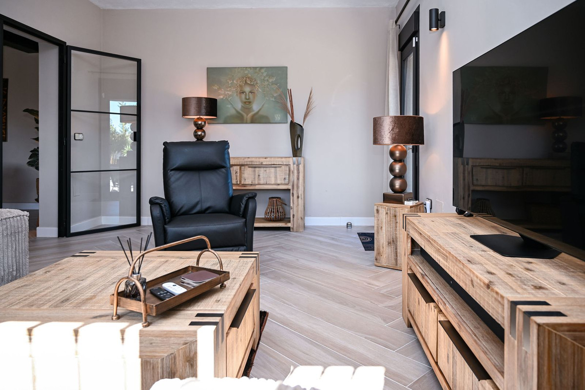 4 Bed Townhouse for sale in Alhaurín De La Torre Costa Del Sol, Málaga, Spain