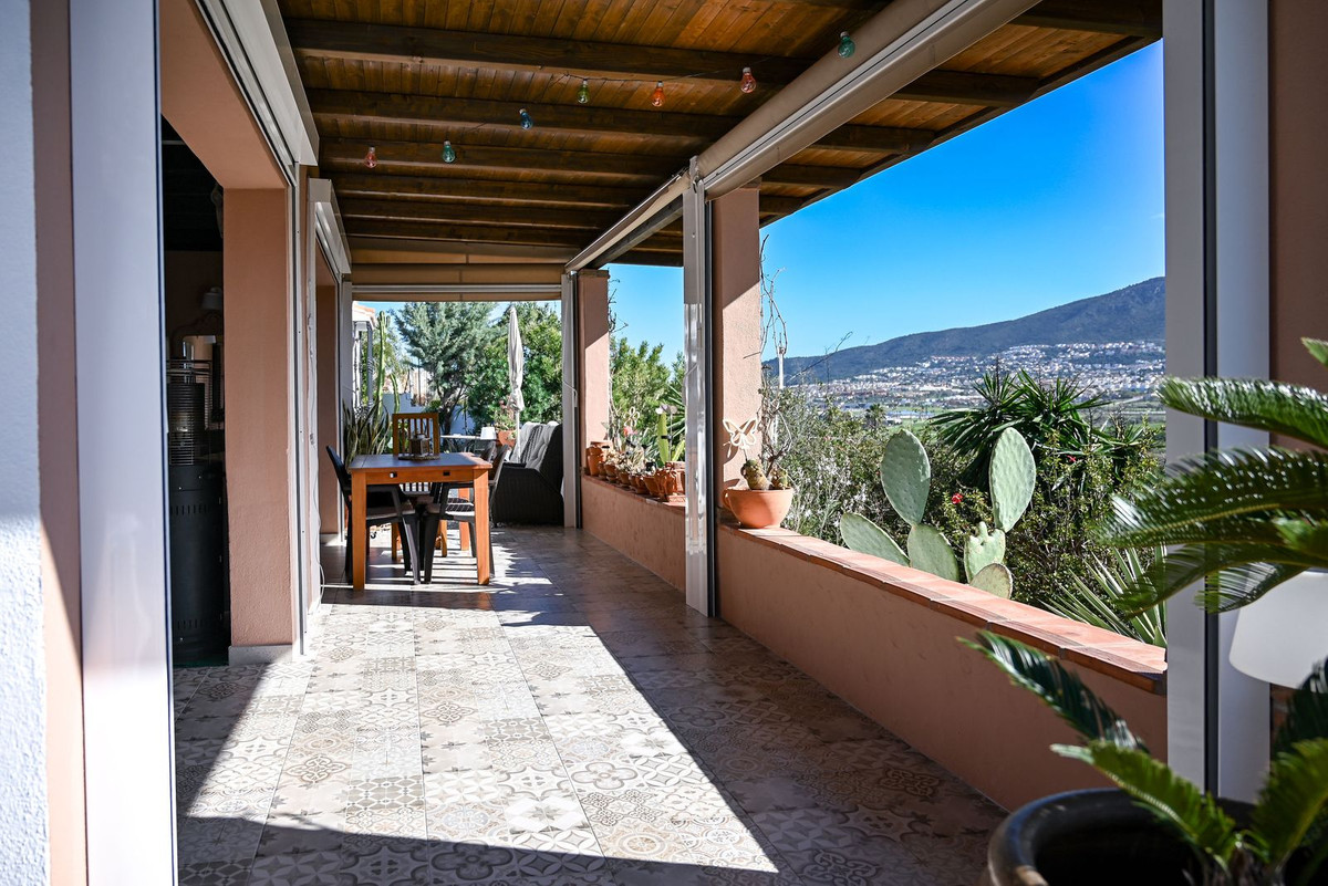 4 Bed Townhouse for sale in Alhaurín De La Torre Costa Del Sol, Málaga, Spain