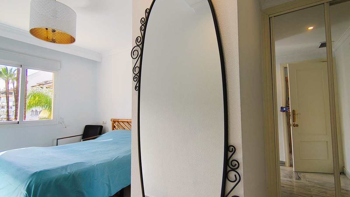 4 Bed Apartment for sale in Nueva Andalucía Costa Del Sol, Málaga, Spain