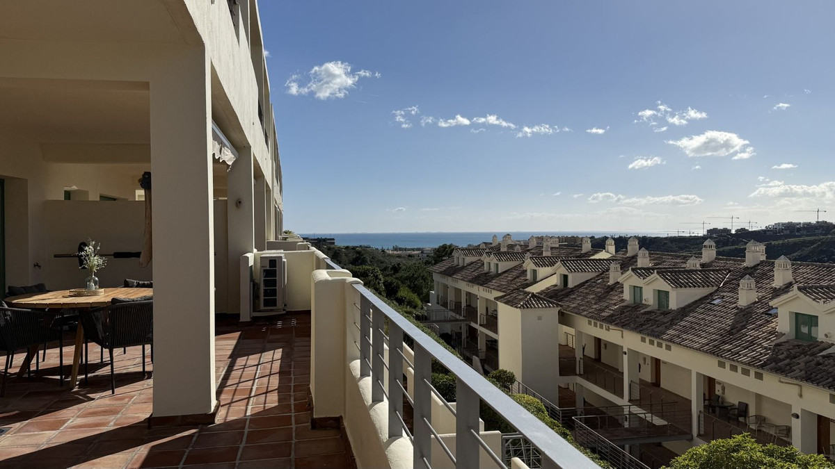2 Bed Apartment for sale in Selwo Costa Del Sol, Málaga, Spain