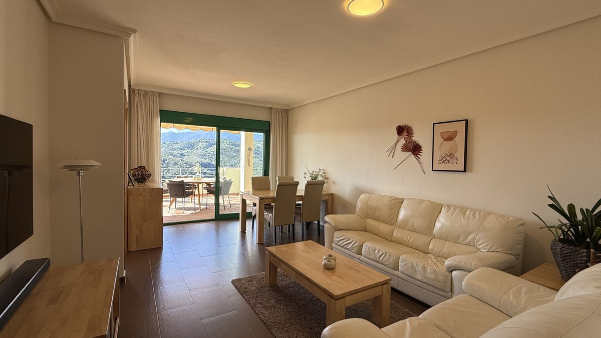 2 Bed Apartment for sale in Selwo Costa Del Sol, Málaga, Spain
