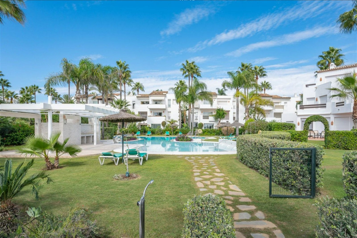 3 Bed Apartment for sale in Costalita Costa Del Sol, Málaga, Spain