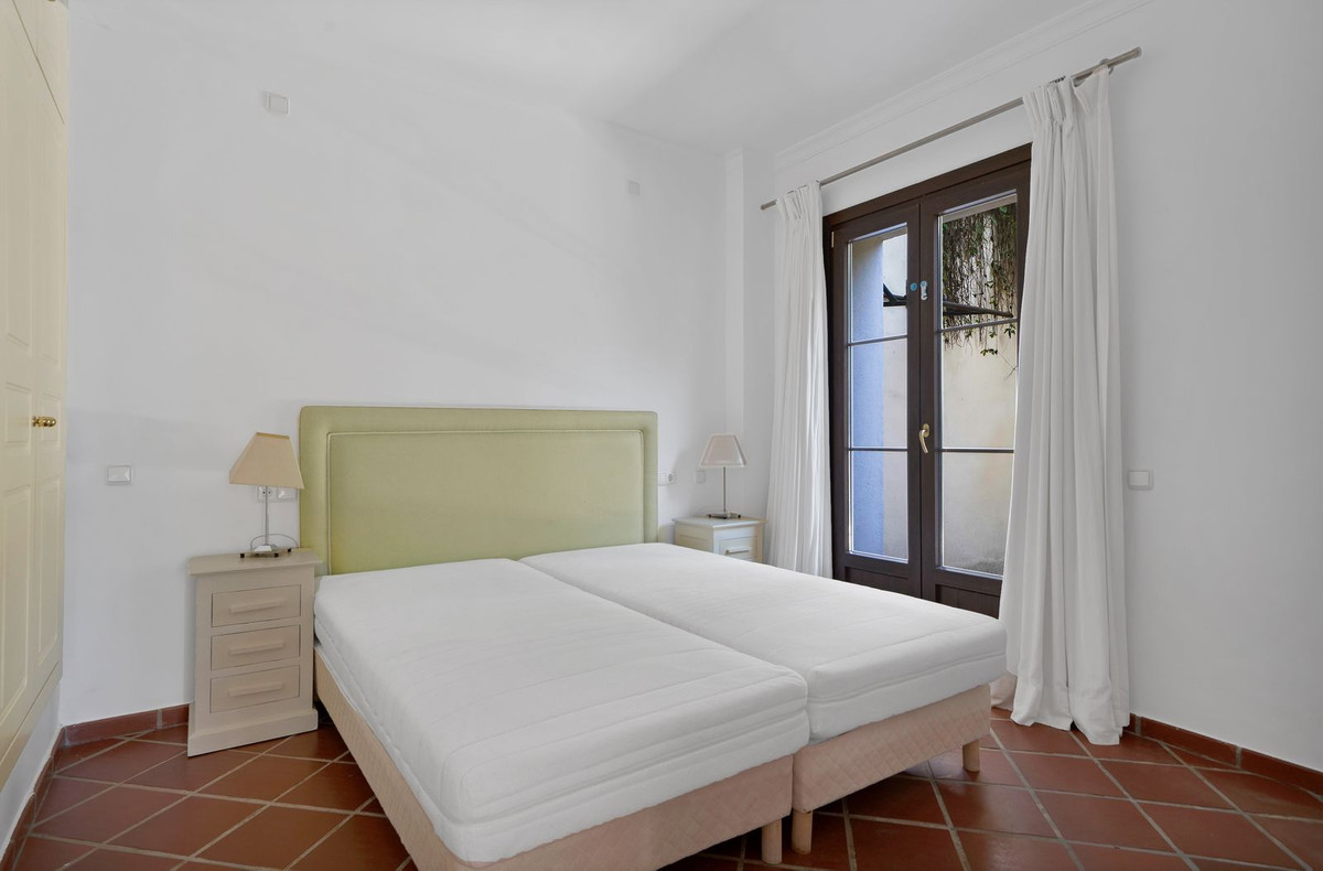 3 Bed Townhouse for sale in Benahavís Costa Del Sol, Málaga, Spain