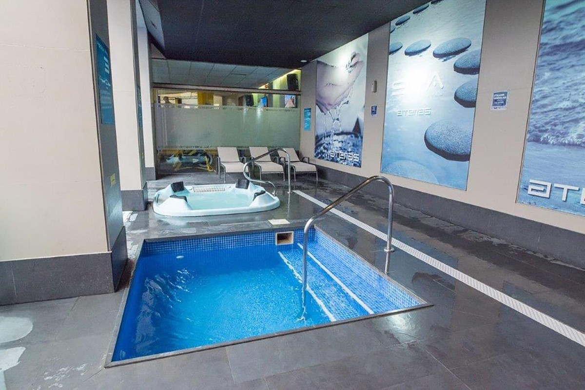 Se vende Estudio Planta Media  en Costa Del Sol, Málaga, España