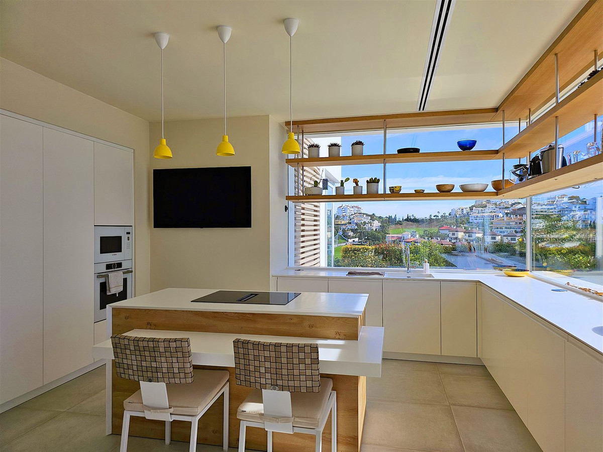5 Bed Townhouse for sale in Riviera Del Sol Costa Del Sol, Málaga, Spain