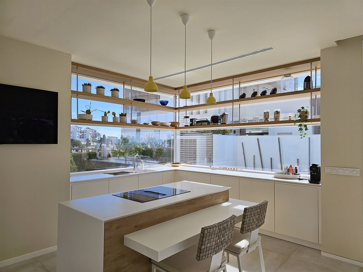 5 Bed Townhouse for sale in Riviera Del Sol Costa Del Sol, Málaga, Spain