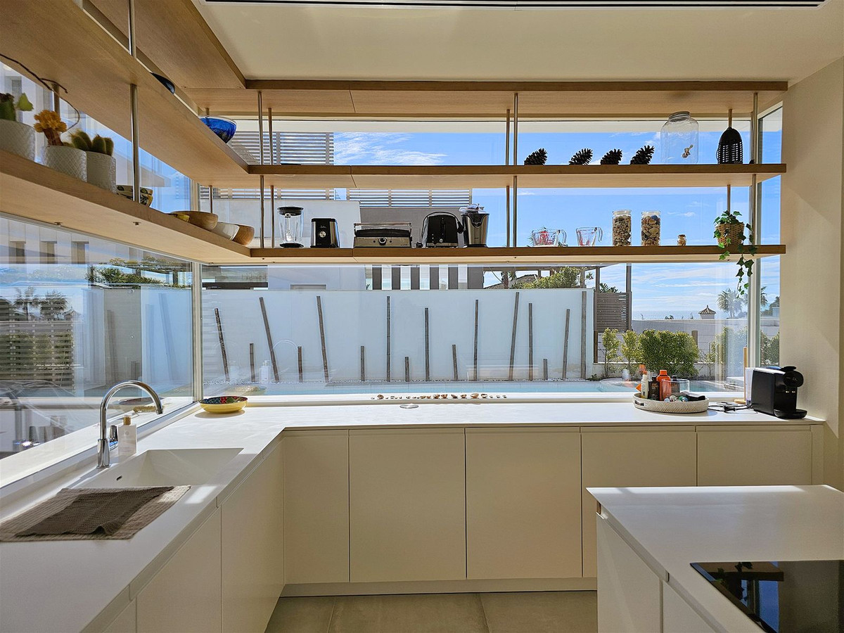 5 Bed Townhouse for sale in Riviera Del Sol Costa Del Sol, Málaga, Spain