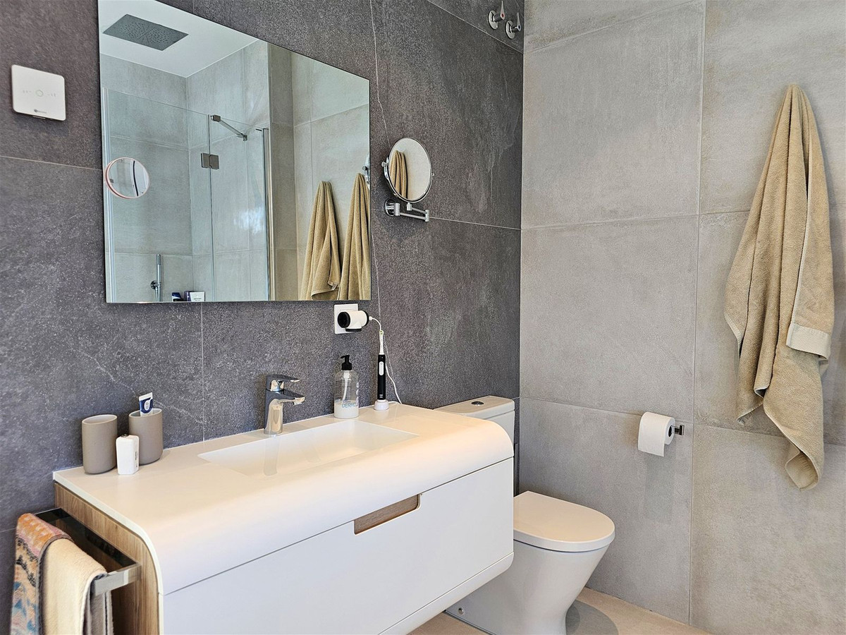 5 Bed Townhouse for sale in Riviera Del Sol Costa Del Sol, Málaga, Spain