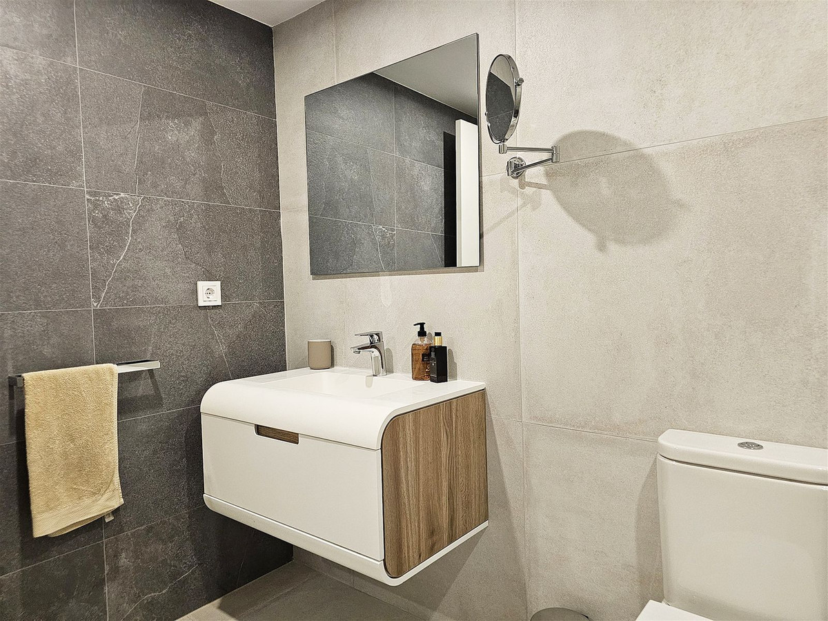 5 Bed Townhouse for sale in Riviera Del Sol Costa Del Sol, Málaga, Spain
