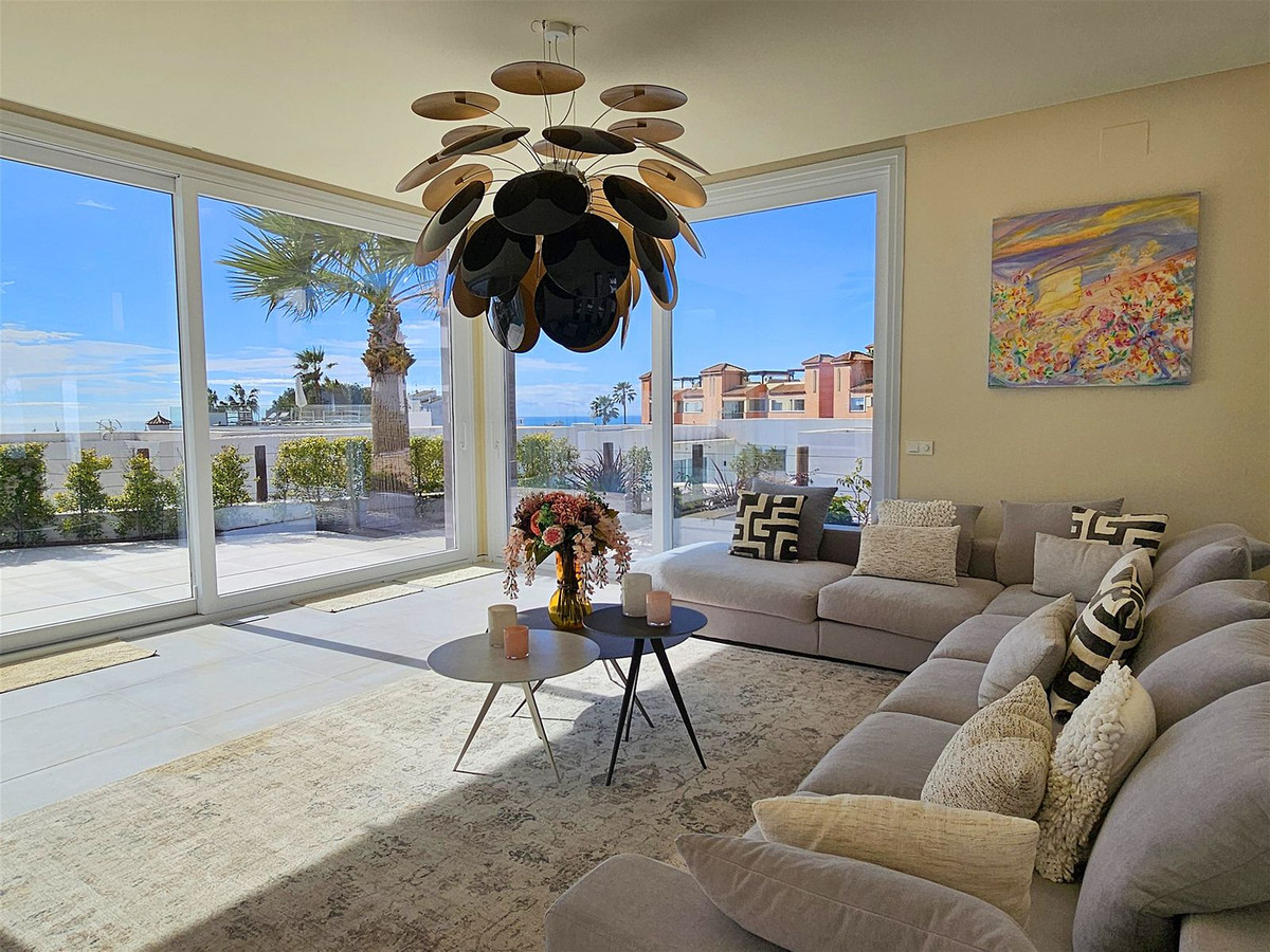 5 Bed Townhouse for sale in Riviera Del Sol Costa Del Sol, Málaga, Spain