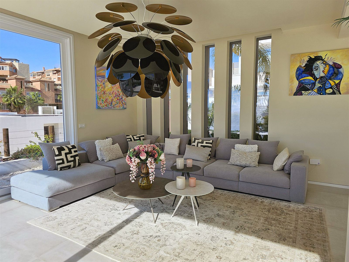 5 Bed Townhouse for sale in Riviera Del Sol Costa Del Sol, Málaga, Spain