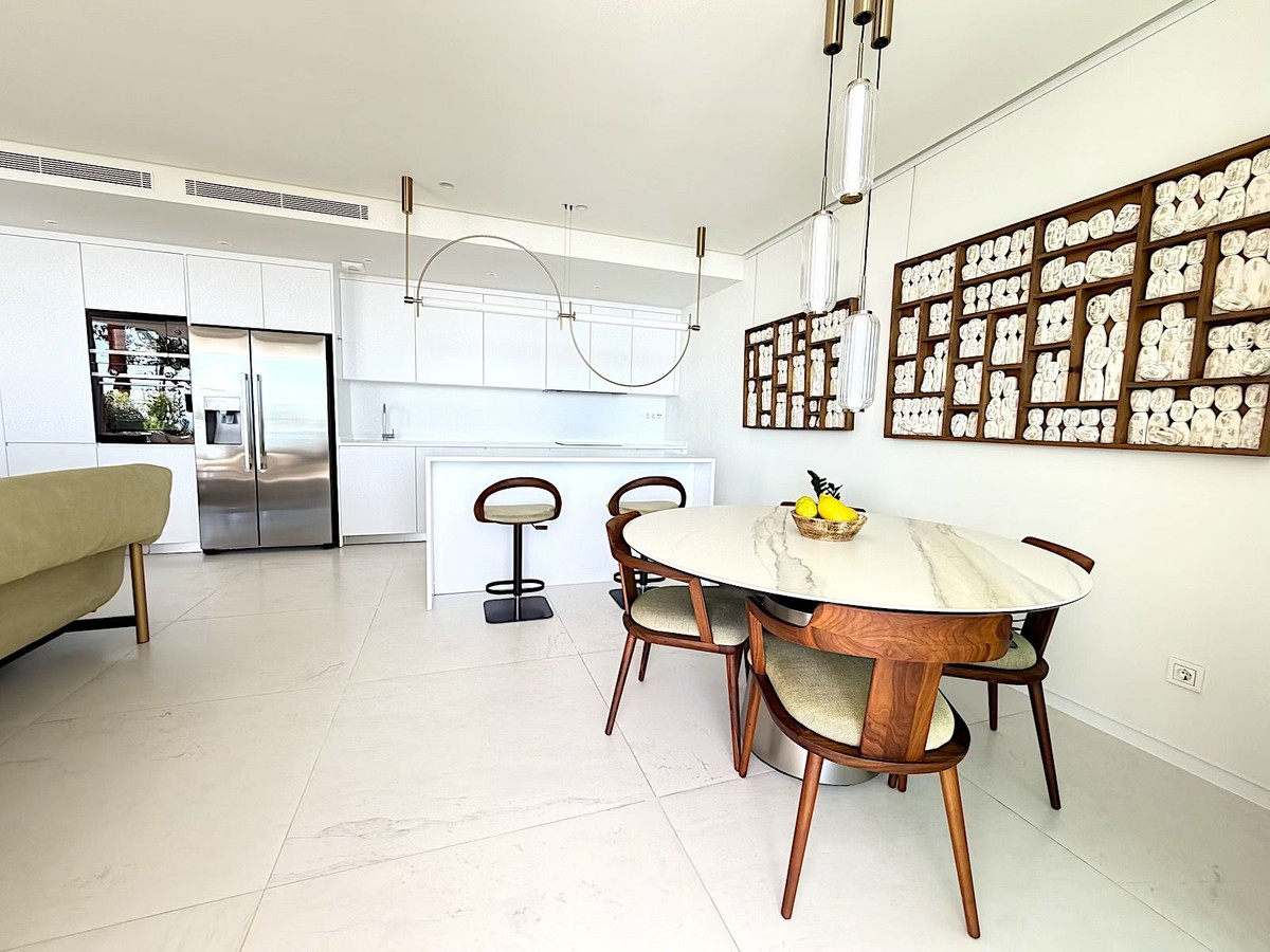 2 Bed Apartment for sale in Marbella Costa Del Sol, Málaga, Spain