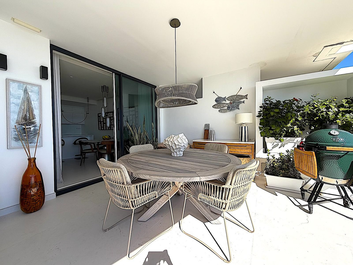 2 Bed Apartment for sale in Marbella Costa Del Sol, Málaga, Spain