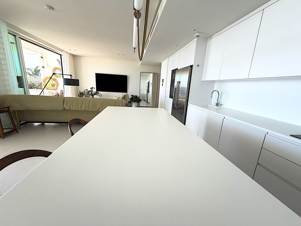2 Bed Apartment for sale in Marbella Costa Del Sol, Málaga, Spain