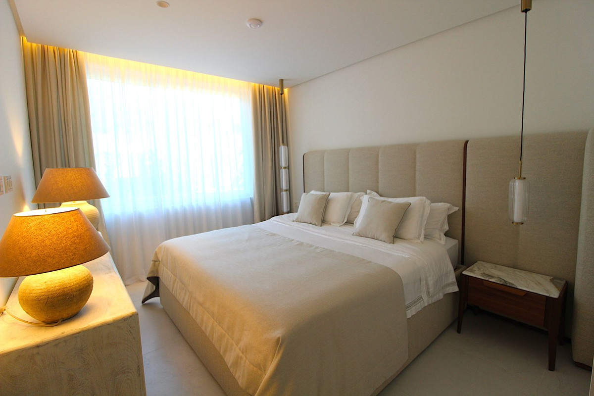 2 Bed Apartment for sale in Marbella Costa Del Sol, Málaga, Spain