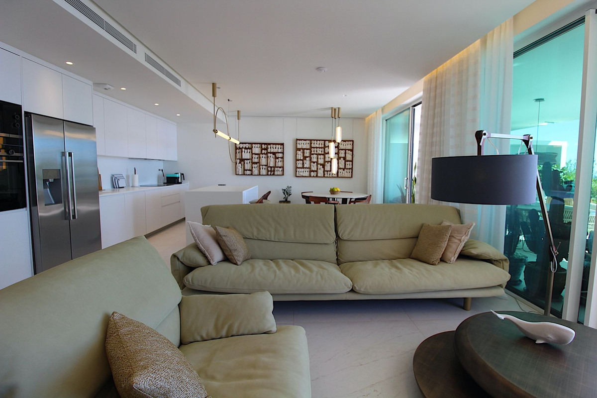 2 Bed Apartment for sale in Marbella Costa Del Sol, Málaga, Spain