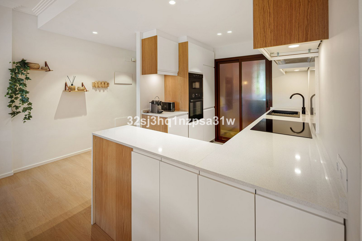 Se vende Apartamento Planta Baja de 2 dormitorios en Costa Del Sol, Málaga, España